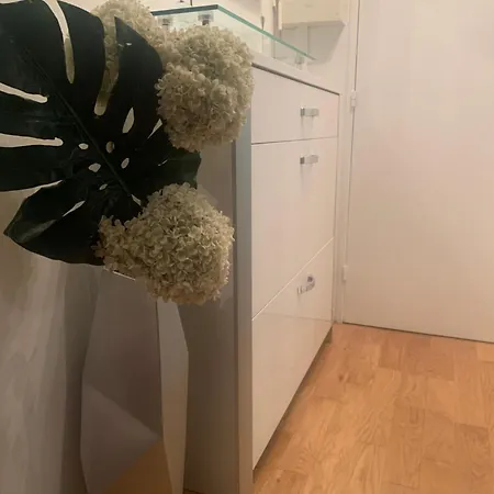 Apartment A&a